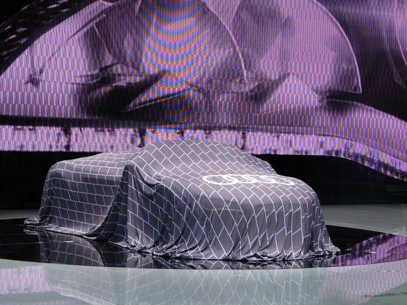 Illustration for article titled Audi R8 5.2 FSI Spyder: Live Photos